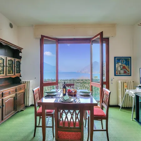 בית נופש La Finestra Sul - Happy סטרסה