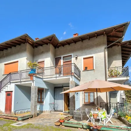 La Finestra Sul Lago: Maggiore View & Garden - Happy